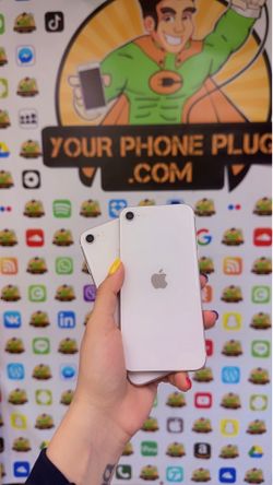 IPHONE  SE  3RD GEN UNLOCKED 64GB