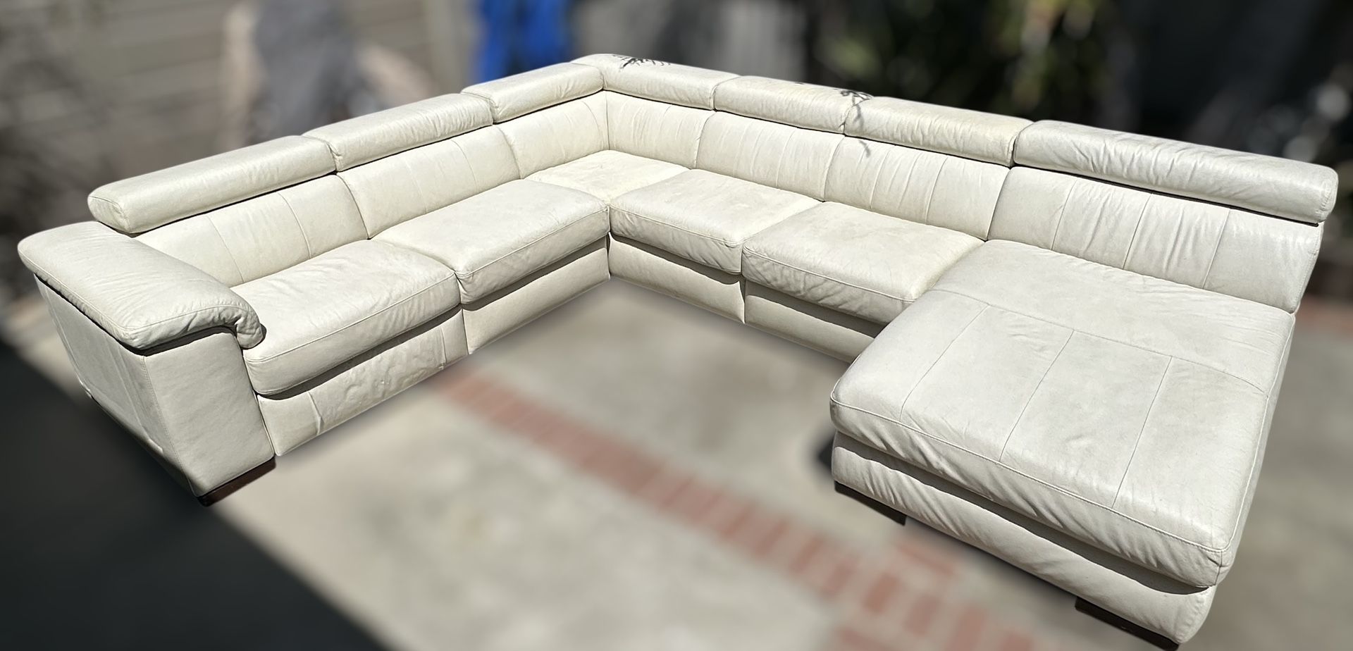 White Leather Natuzzi U Shape Sectional Couch Sofa 