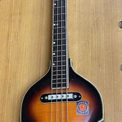 CONRAD VIOLIN BASS GUITAR (Beatles) - LEFT HANDED - Read Description