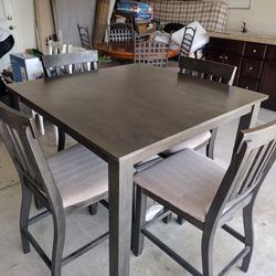 Tall Table Set. 4 Chairs