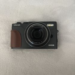 Minolta Digital Camera