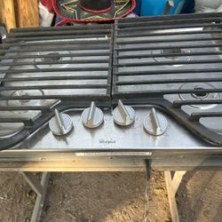 Whirlpool Stainless Steel 4 Burners Gas And Electric Cooktop It Is Missing The Burner Caps Replacement Kits For Burner Heads And Burner Caps Amazon