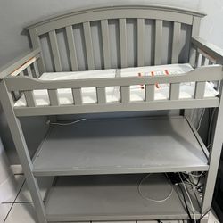 Diaper Changing Table 