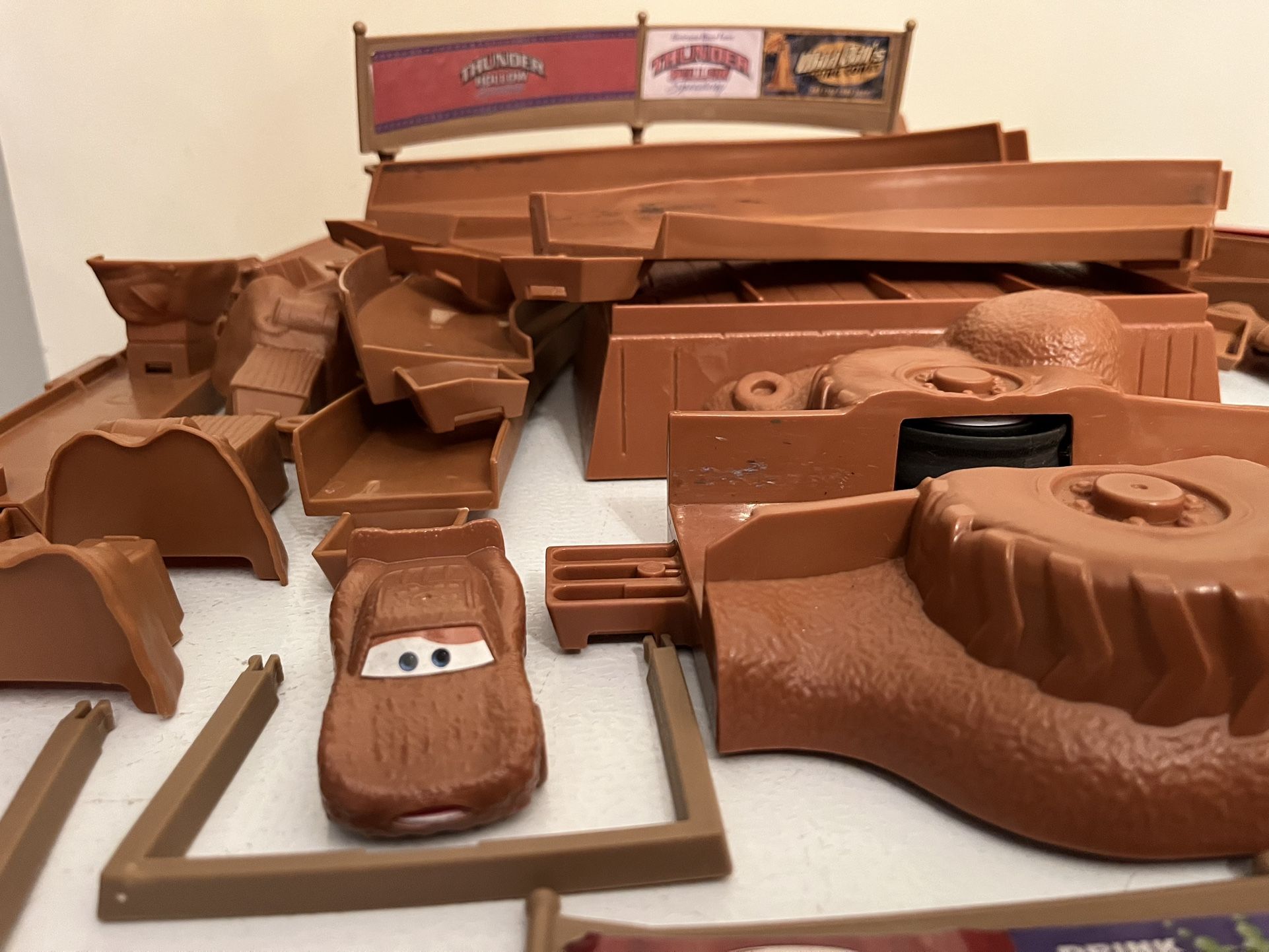 Cars Movie Race Track /Cars & Planes Bundle