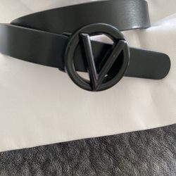 Valentino by Mario Valentino black belt