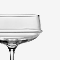 KELLY WEARSTLER Champagne Coupes & Flutes Set Of Four Retails $132