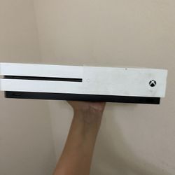 Xbox One and VR Bundle