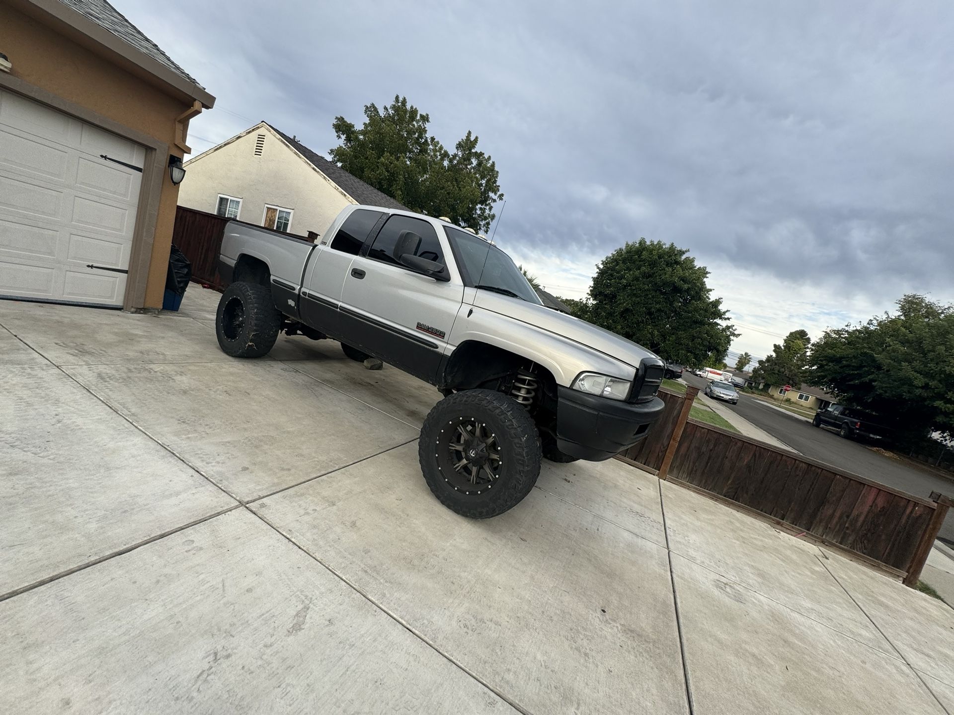 1999 Dodge Ram 2500