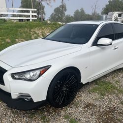 2015 Infiniti Q50 