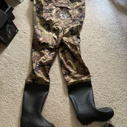 Fishing Bibs Camo