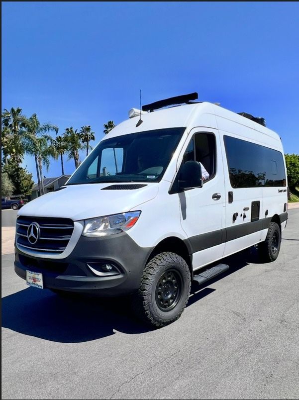 2022 Thor Sanctuary 19P - Fully Loaded 4x4 Adventure Van