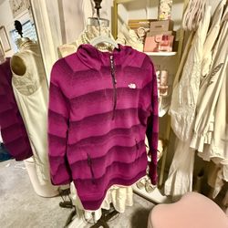 Northface Pullover jacket 