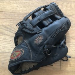 Easton Outfielders Glove