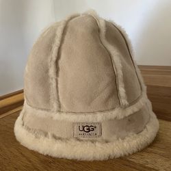 UGG Women's Water Resistant Sheepskin & Shearling Paneled Bucket Hat