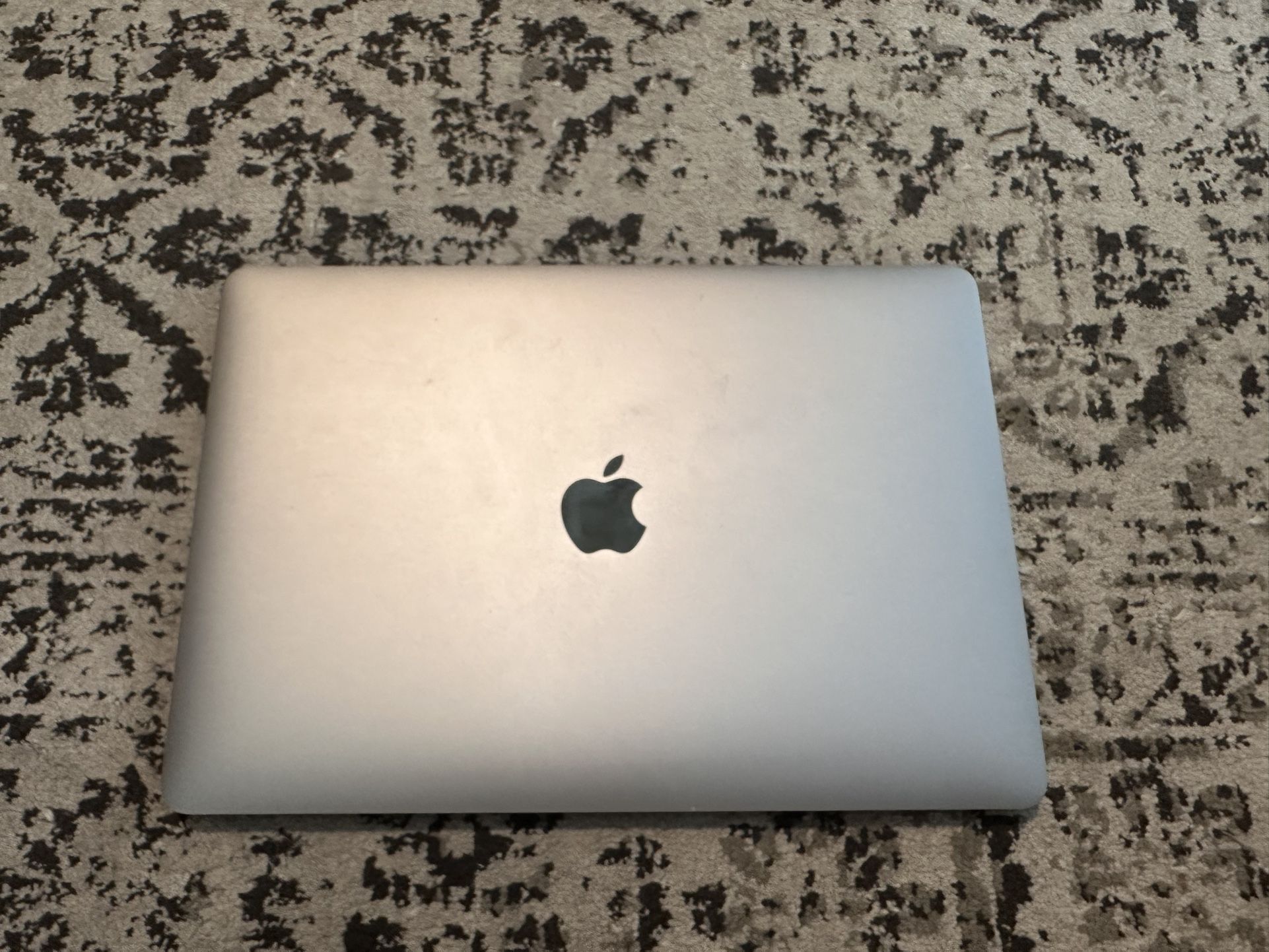 2017 Apple MacBook Pro 