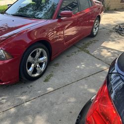 2012 Dodge Charger R/T 5.7  RWD 