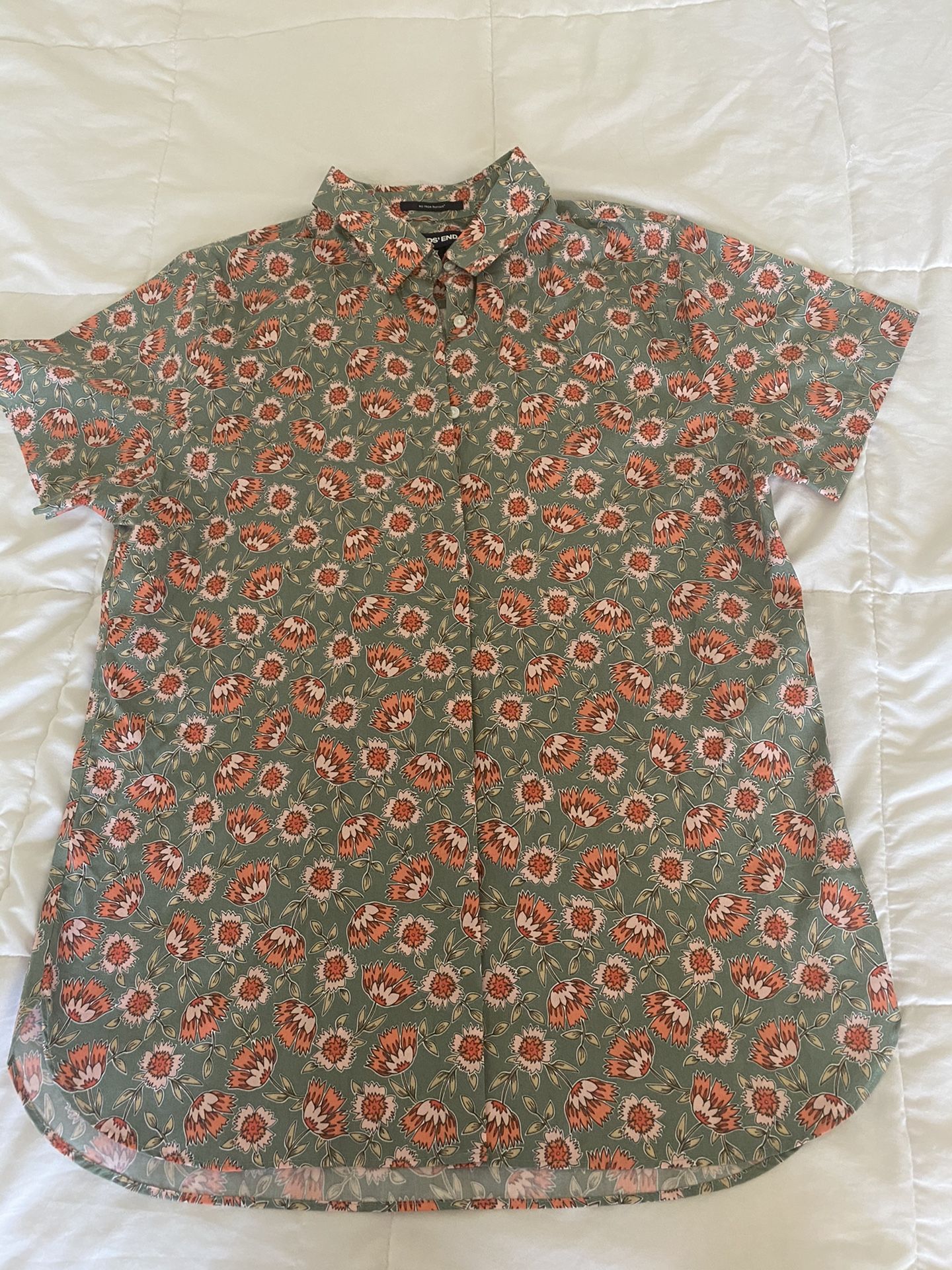 Land’s End button down floral shirt