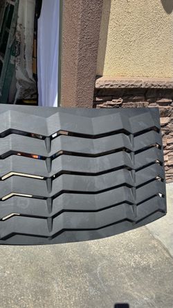 Rear and side window louvers