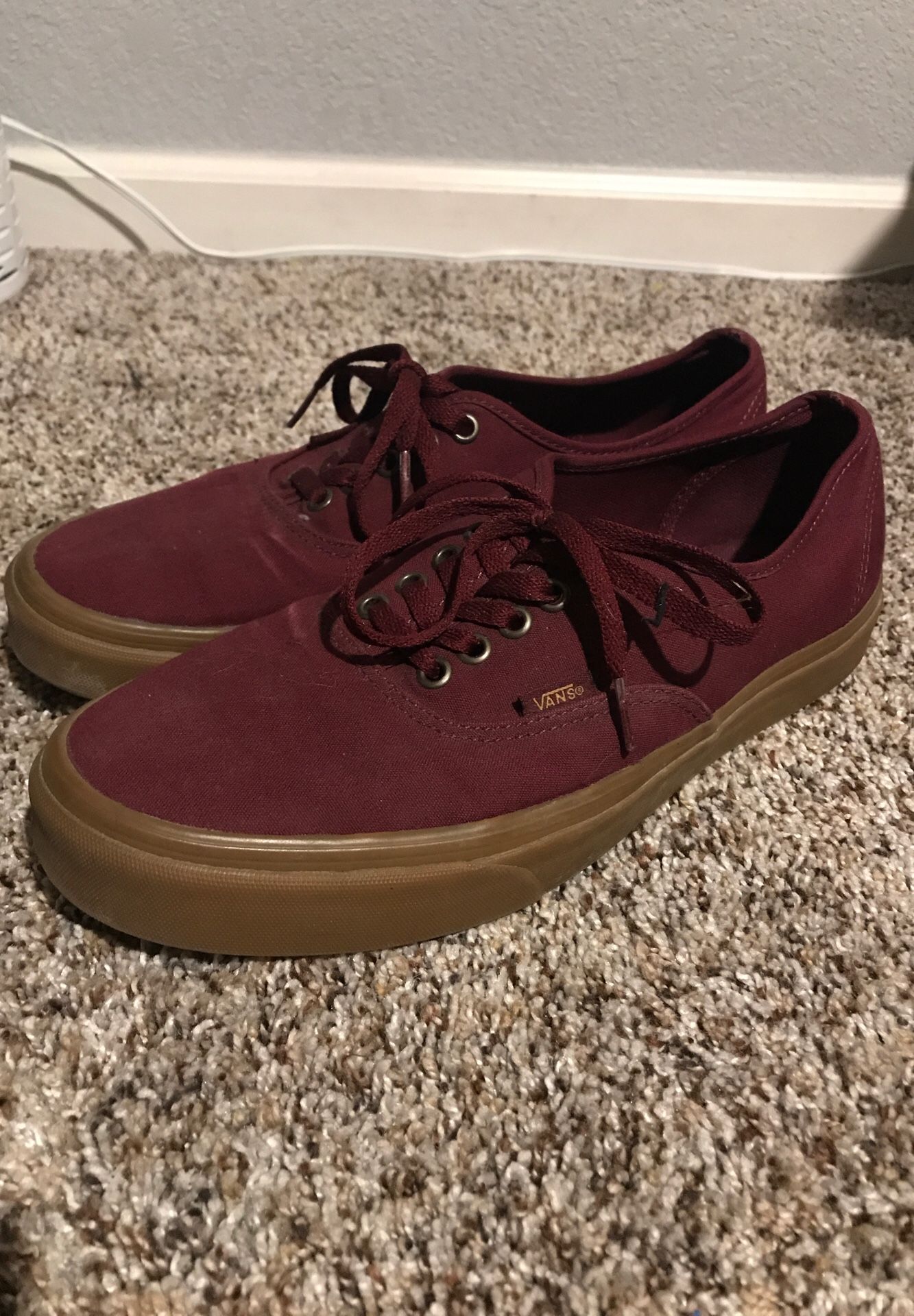 Vans 10.5 maroon shoes
