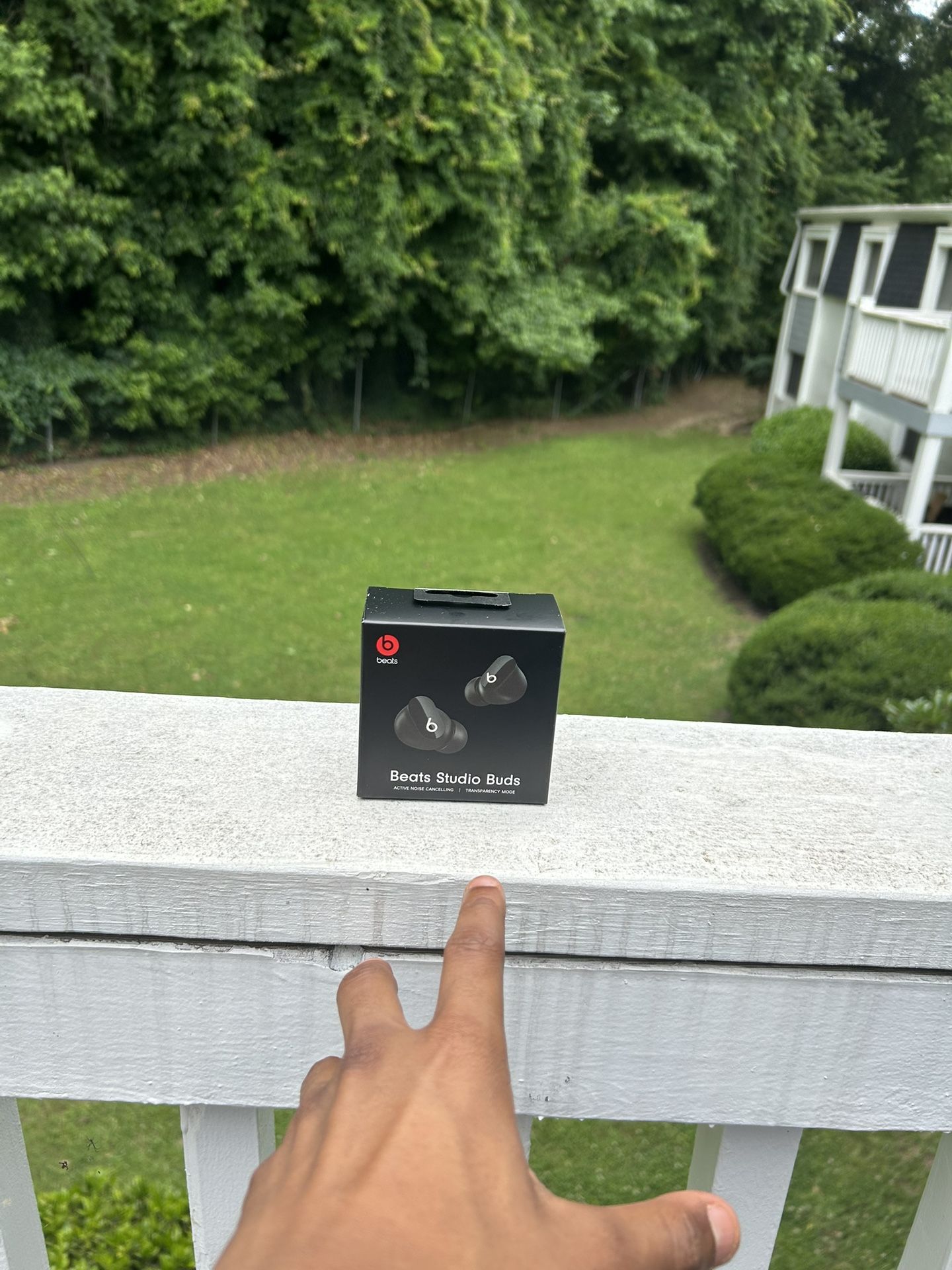 Beats Studio Buds Black