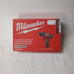 Milwaukee M12 Compact 3/8" Drill/Driver Kit (model 2407-22)
