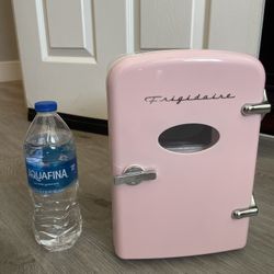 Cute Pink Storage Mini Fridge - Doesn’t Work As One !!!