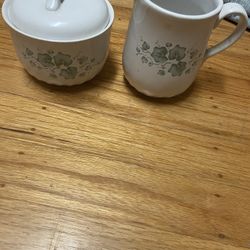 Corelle Callaway Sugar And Creamer Set