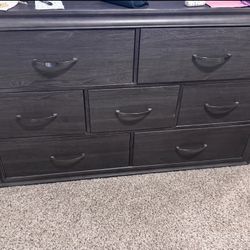 Charcoal Gray Bedroom Furniture Set (4-Piece, No Bed Frame)