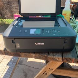Canon Pixma MG5620 Printer With Brand New Cartilage