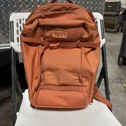 Yeti 27L Backpack - High Desert Clay