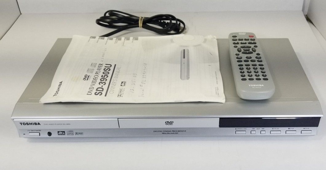 Toshiba SD-3950 DVD Player With Remote