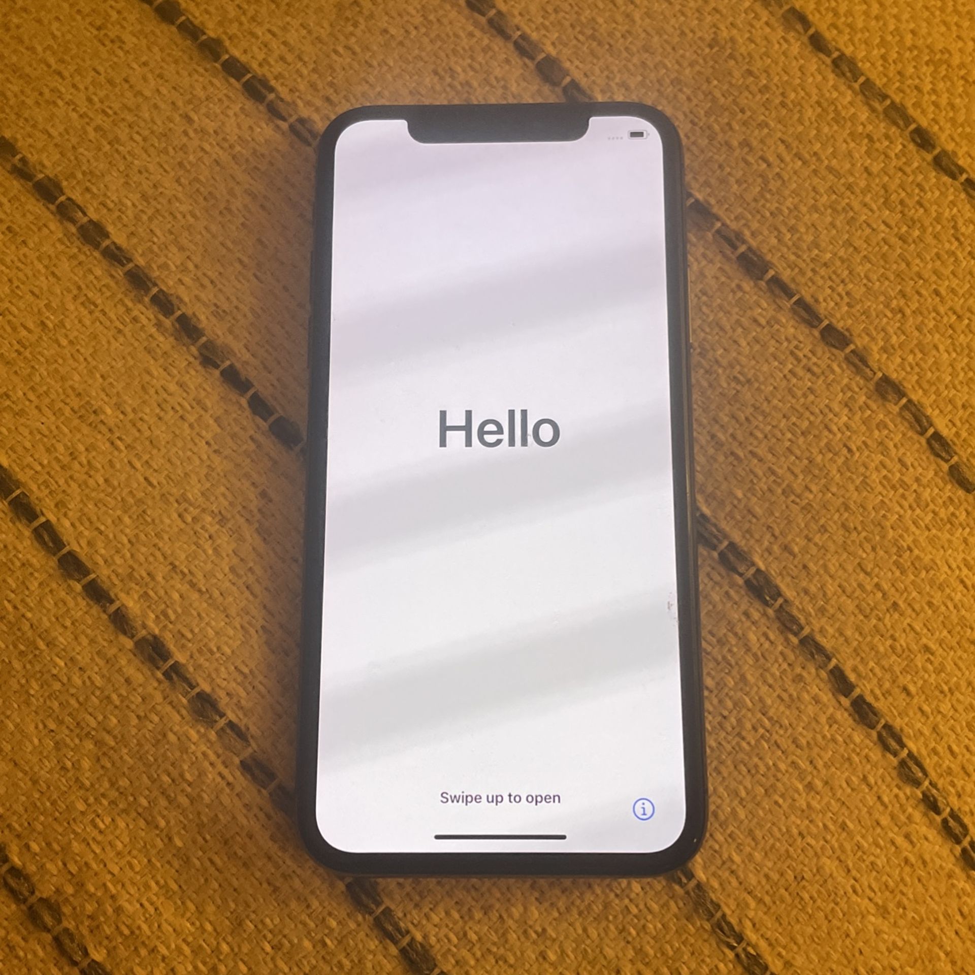 Unlocked iPhone X 64 G