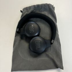 JBL LIVE 670NC Wireless On Ear Headphones with Adaptive Noise Cancelling