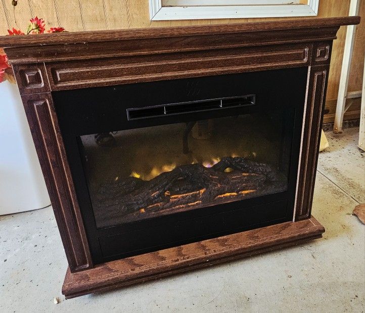 Heat Surge Electric Fire Place 1500W 120V