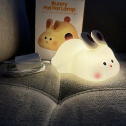 Bunny Pat Pat Lamp