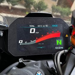 BMW [S]   1️⃣0️⃣0️⃣0️⃣     RR