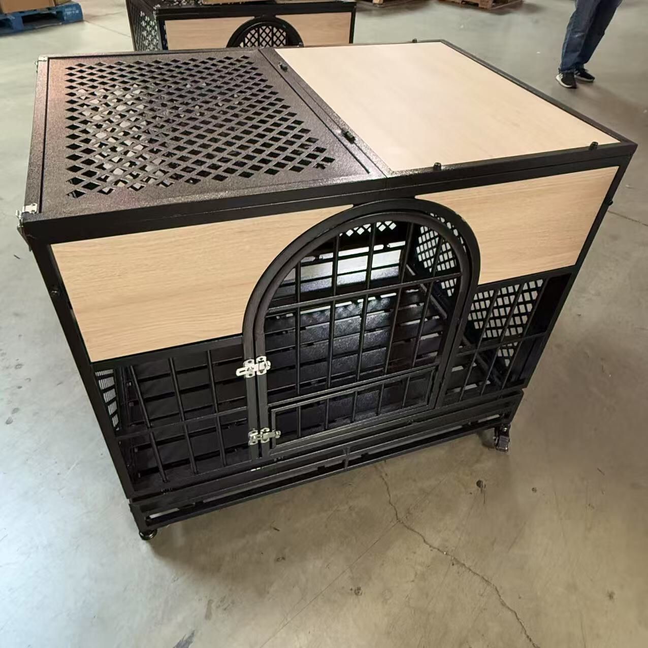 New In Box 42x30x37 Inch Tall Heavy Duty Dog Cage Crate Kennel Large Size Pet House With Rolling Wheels