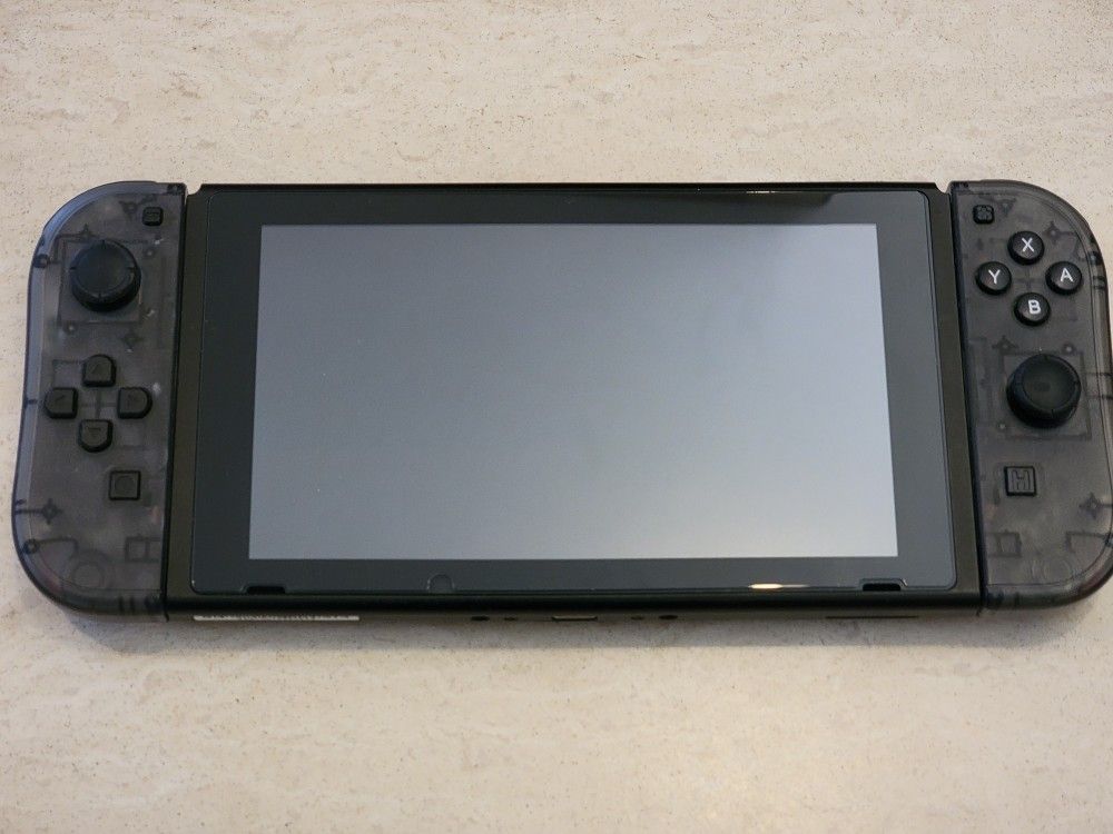Unpatched Nintendo Switch With Joy-Cons $149