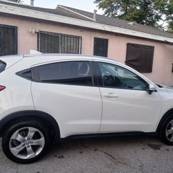 2016 HONDA HR-V FOR SALE 12K