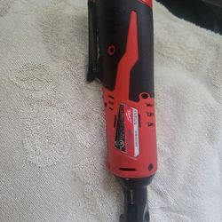 MILWAUKEE 3/8RATCHET