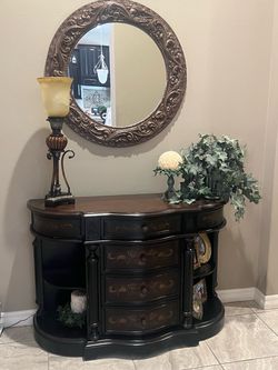 Console Accent Table w/ Mirror