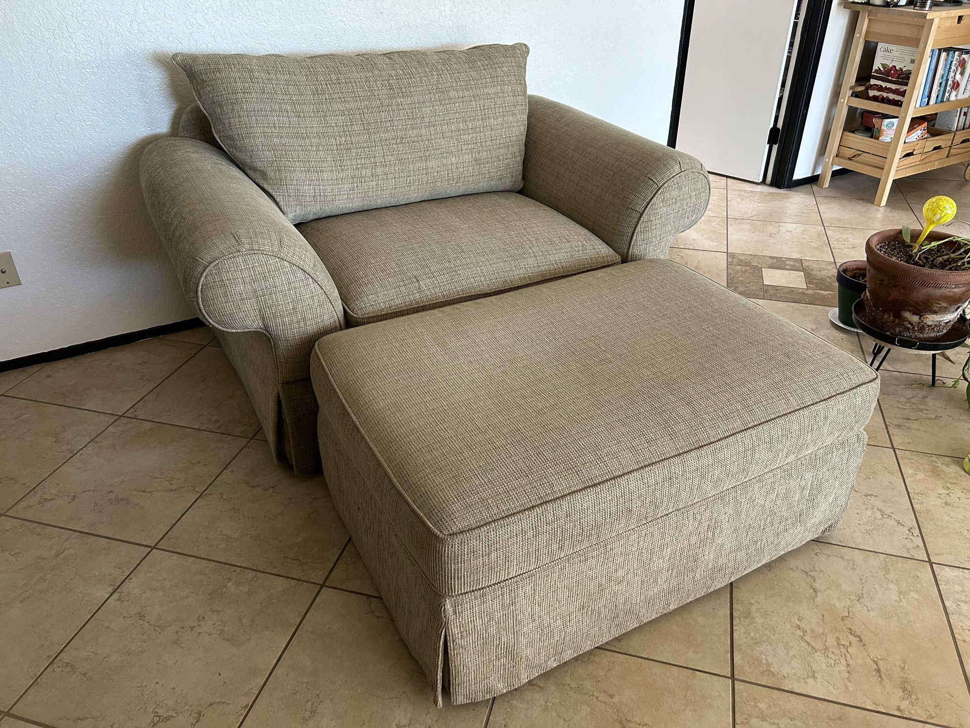 Bassett oversized Chair And Ottoman