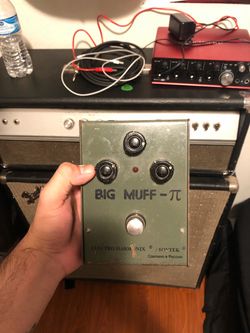 Big Muff fuzz 1990s V7
