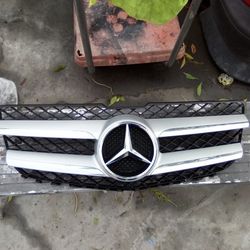 Mercedes Glk (contact info removed)-2015 Grill