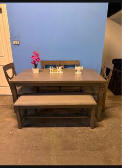 Dining set 6 pcs White/Gray Table + 4 Chairs+ Bench Brand New In box 🪑🆕📦