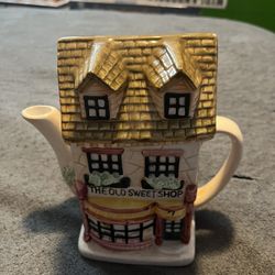 1994 Cardinal Inc Ceramic The Book Shop House 6" Tea Pot With Lid