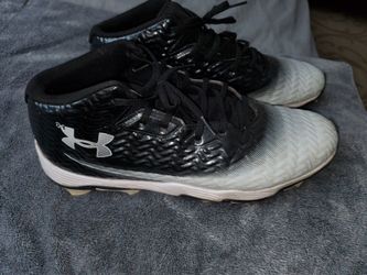 Under Armour Football Cleats Sz 12