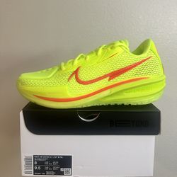 Mens nike air GT cut EYBL volt Size 8