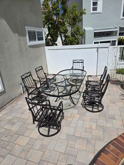 8" Aluminum Patio Table and 6 Swivel Rocker Chairs