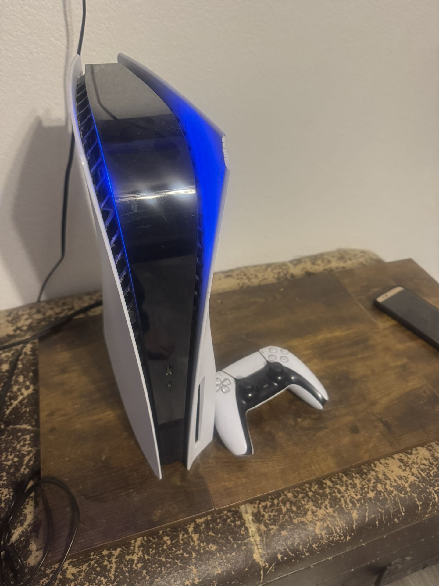 Ps5 Disc version w/controller (Broken HDMI) $130 obo